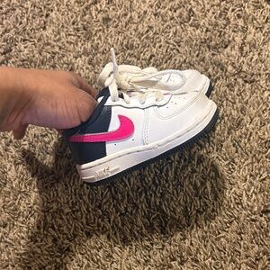 Nike Kids White and Pink Sneakers with Black Accents